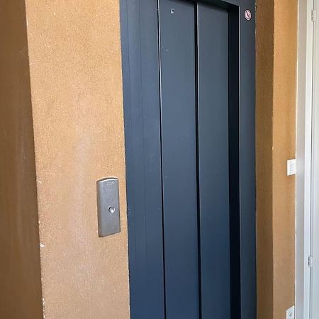 Studio Proche De La Gare ! Apartment Lausanne Exterior photo