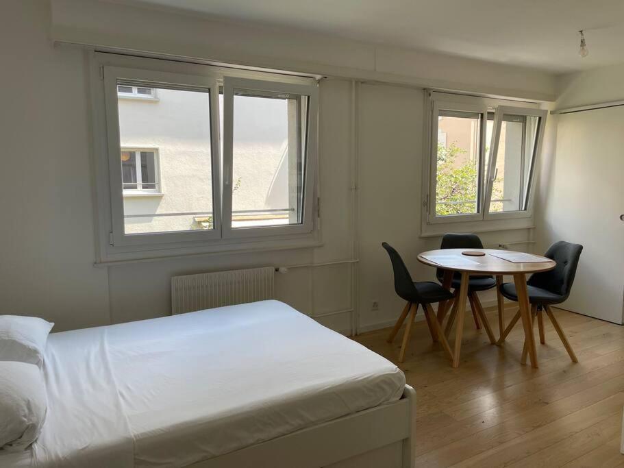 Studio Proche De La Gare ! Apartment Lausanne Exterior photo