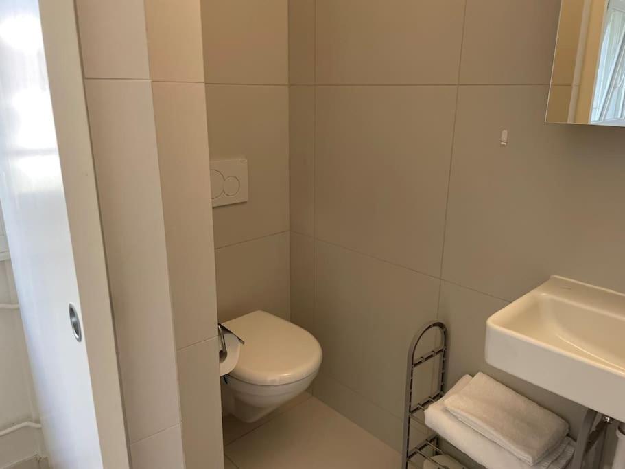 Studio Proche De La Gare ! Apartment Lausanne Exterior photo